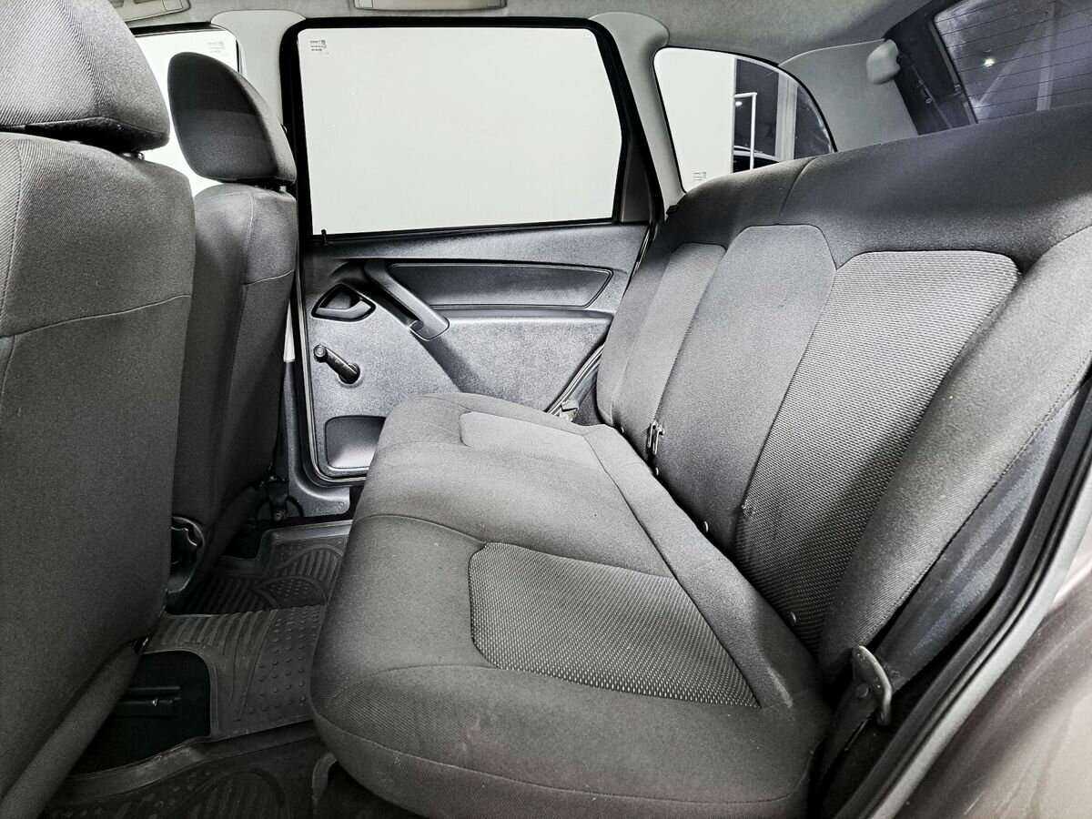 Lada (ВАЗ) Granta, 2019 - Фото №9