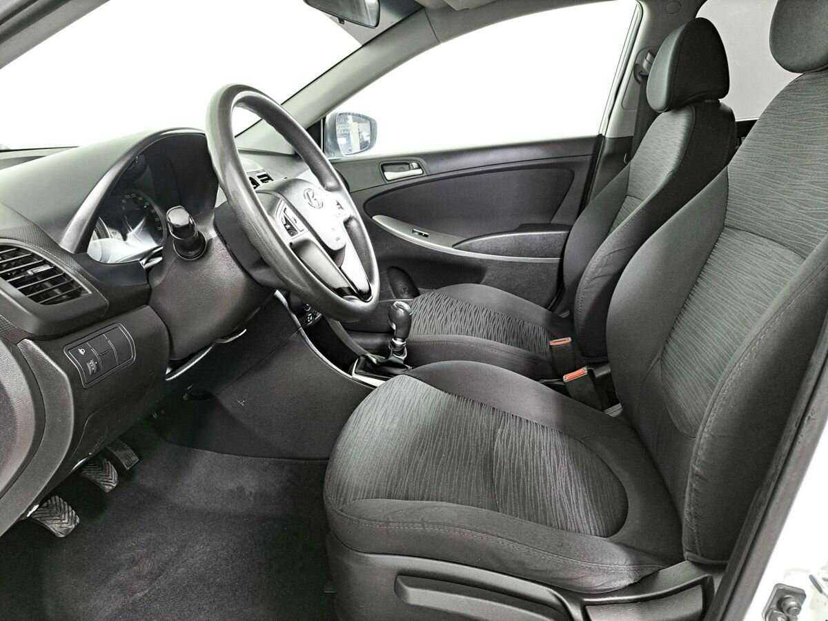 Hyundai Solaris, 2016 - Фото №11