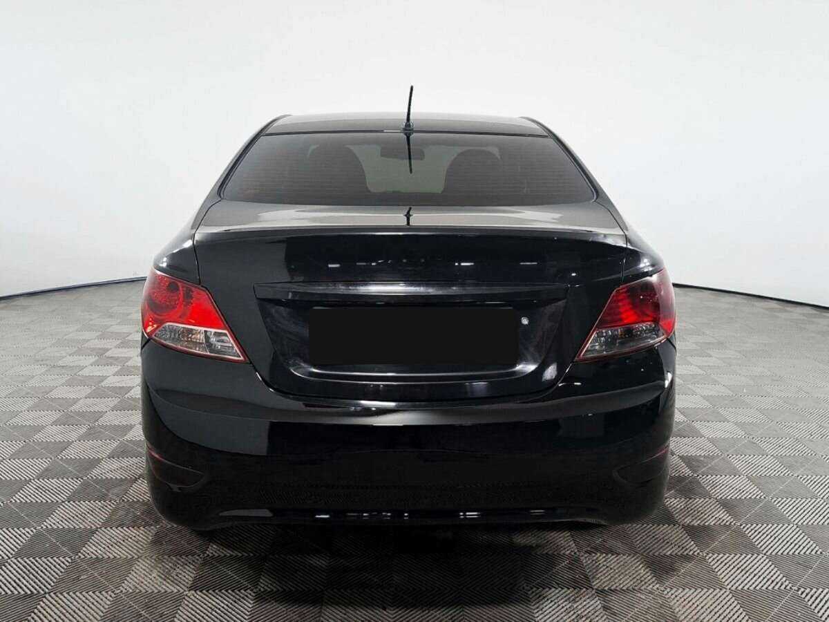 Hyundai Solaris, 2012 - Фото №4