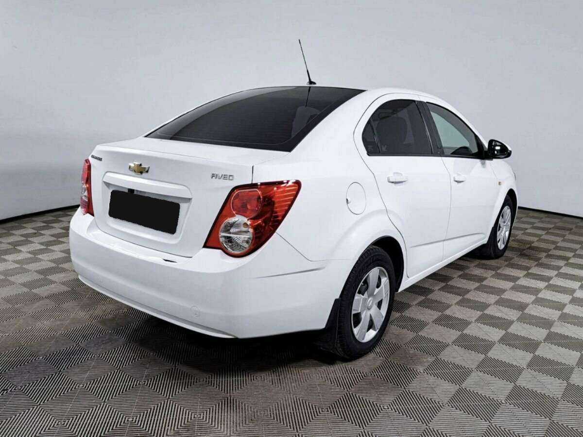 Chevrolet Aveo, 2013 - Фото №4