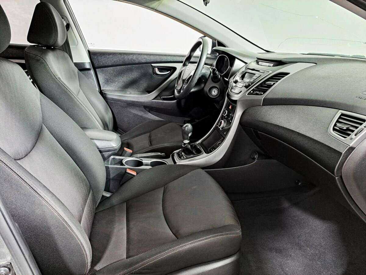 Hyundai Elantra, 2015 - Фото №10