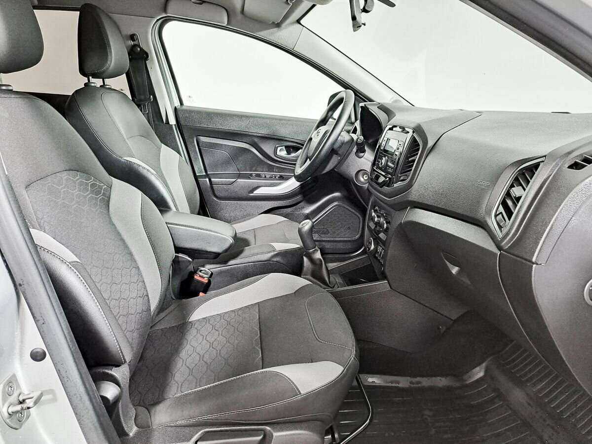 Lada (ВАЗ) XRAY Cross, 2018 - Фото №6