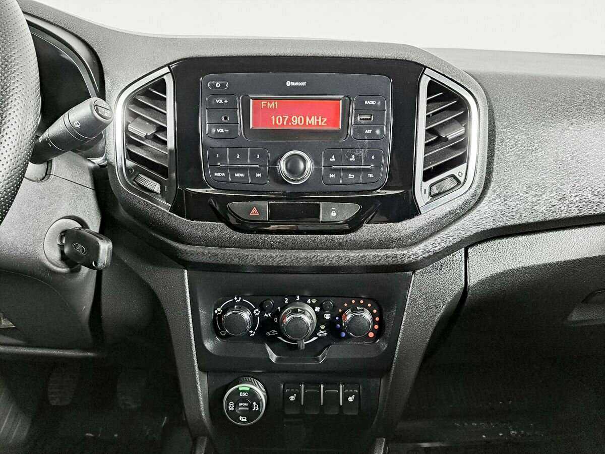 Lada (ВАЗ) XRAY Cross, 2018 - Фото №10