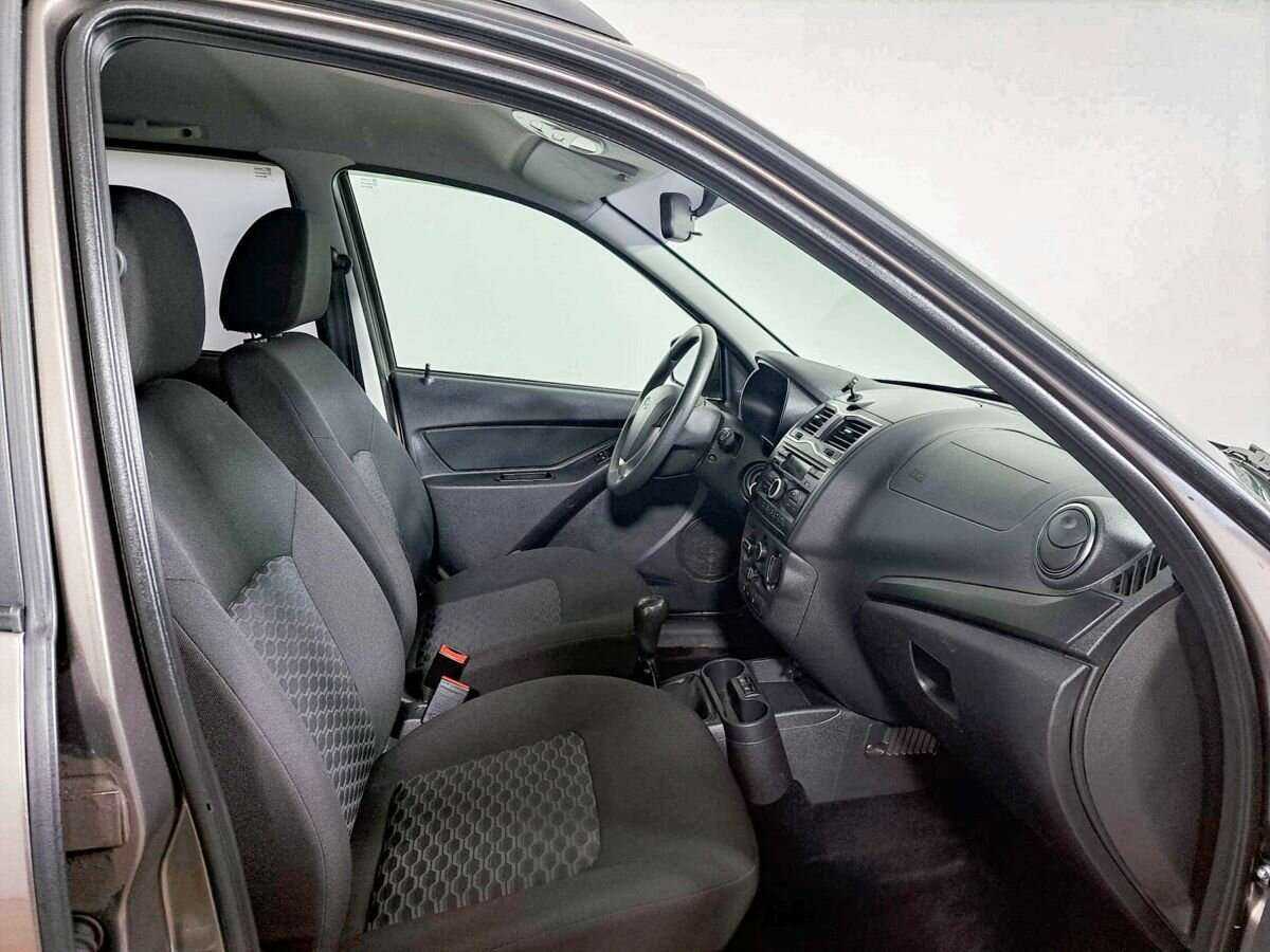 Lada (ВАЗ) Granta, 2019 - Фото №8