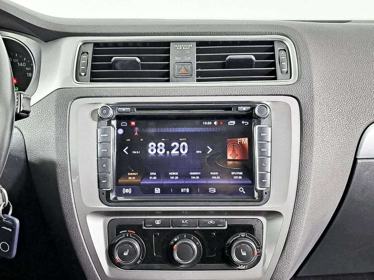 Volkswagen Jetta, 2018 - Фото №11