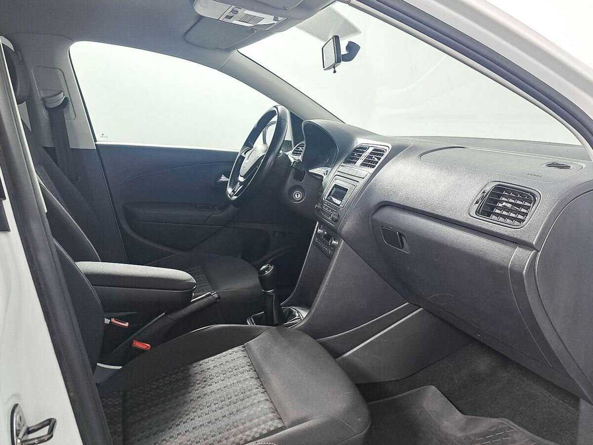 Volkswagen Polo, 2016 - Фото №8