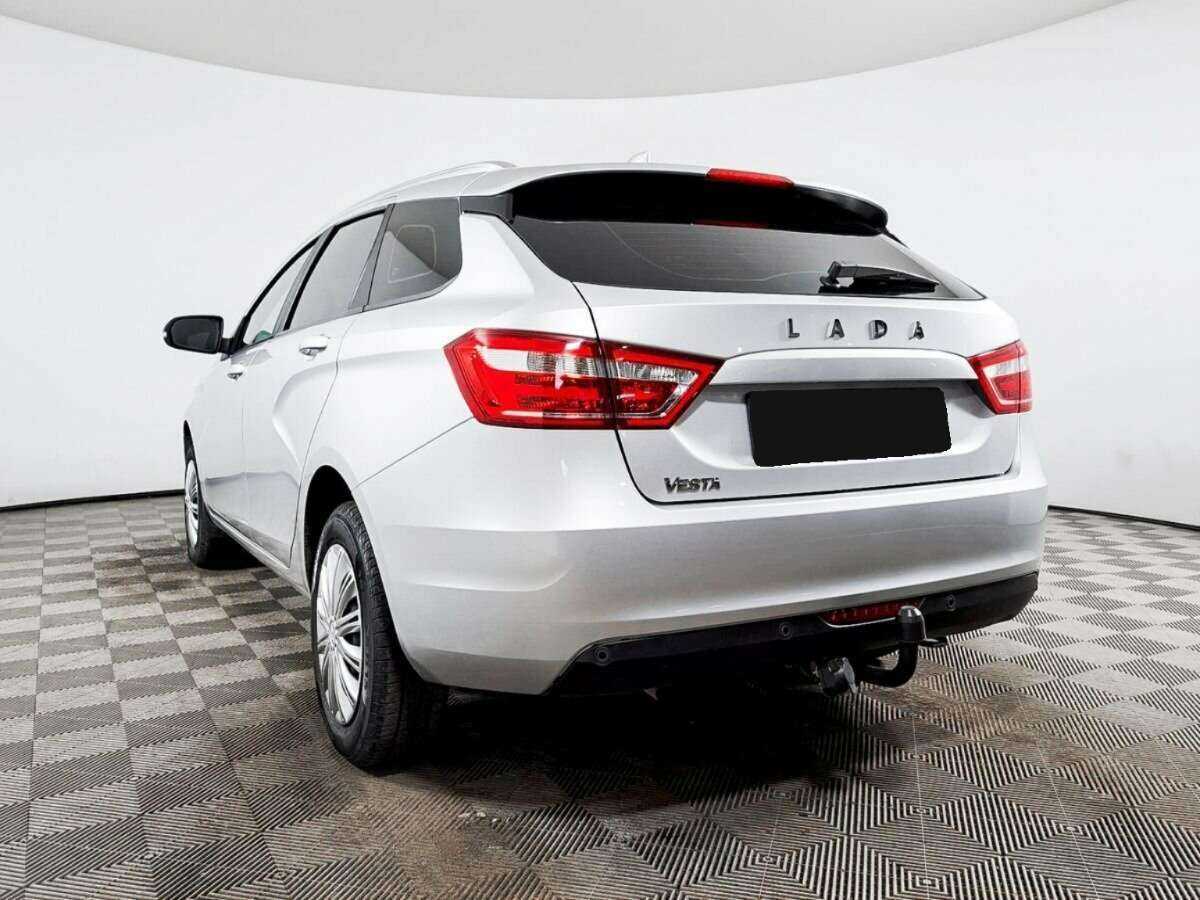 Lada (ВАЗ) Vesta SW, 2020 - Фото №6