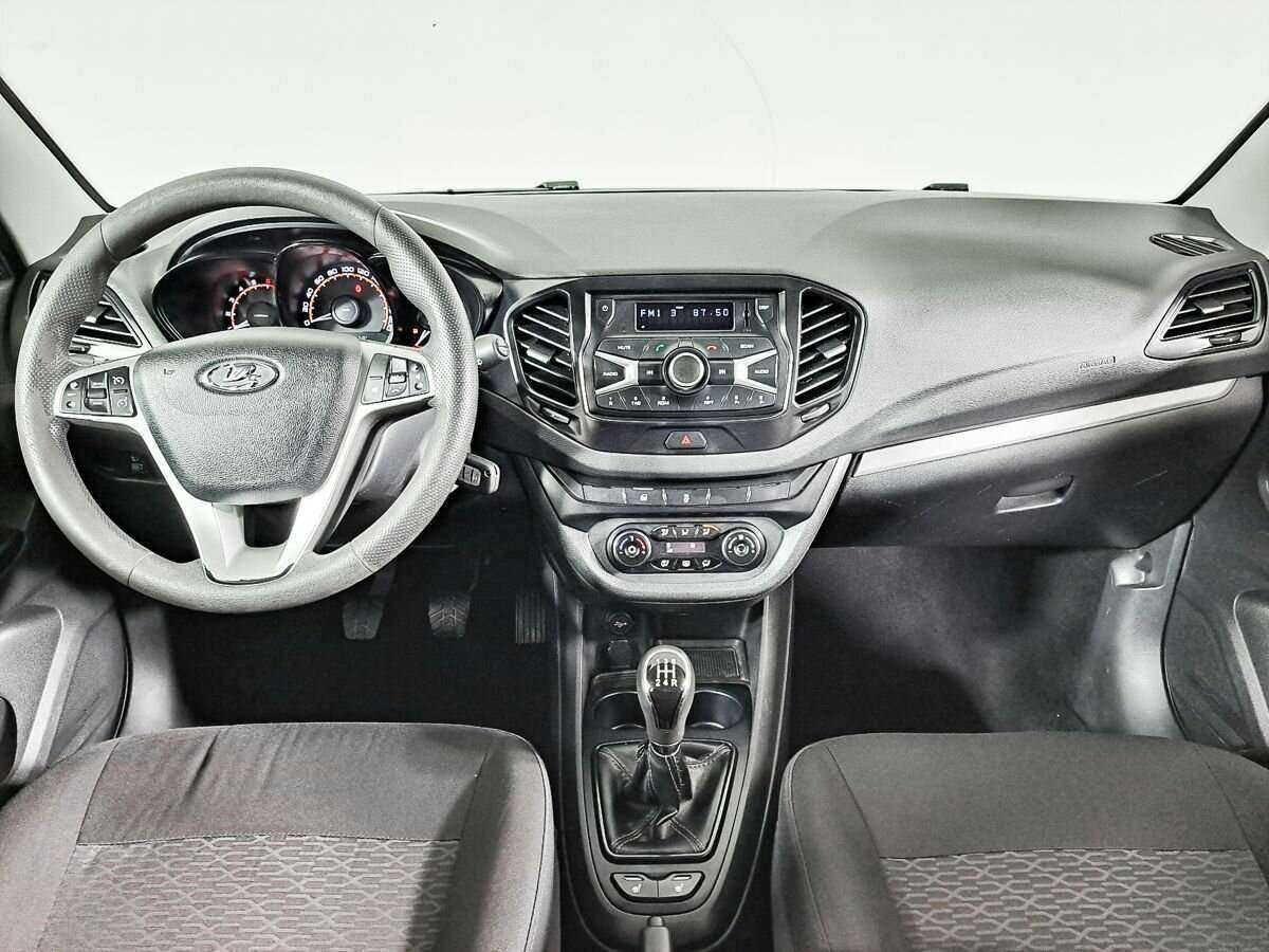 Lada (ВАЗ) Vesta SW, 2020 - Фото №11