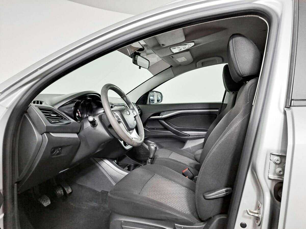 Lada (ВАЗ) Vesta SW, 2020 - Фото №13