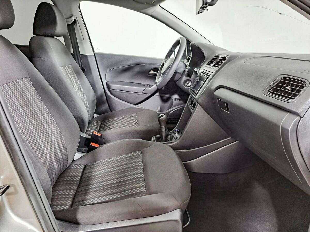 Volkswagen Polo, 2018 - Фото №7