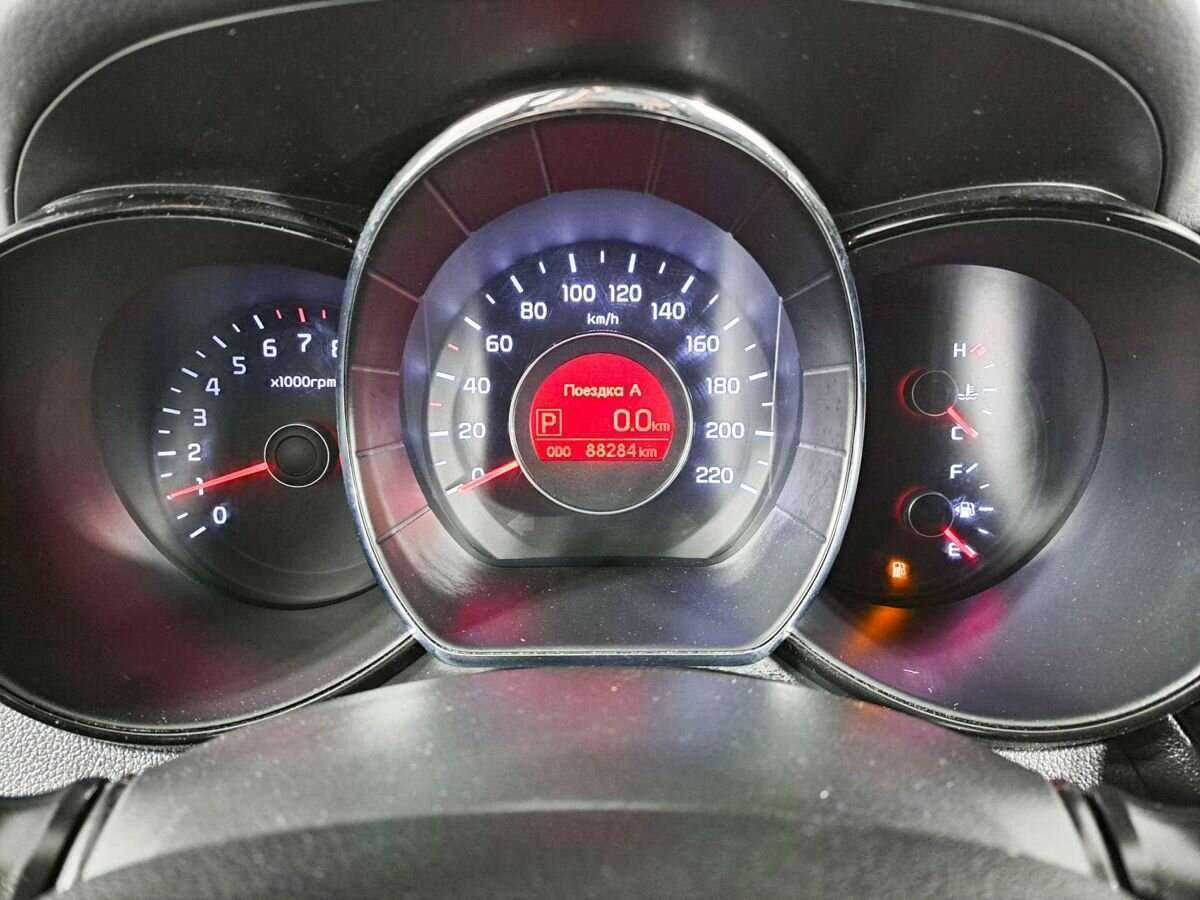 Kia Rio 6-speed, 2014 - Фото №9