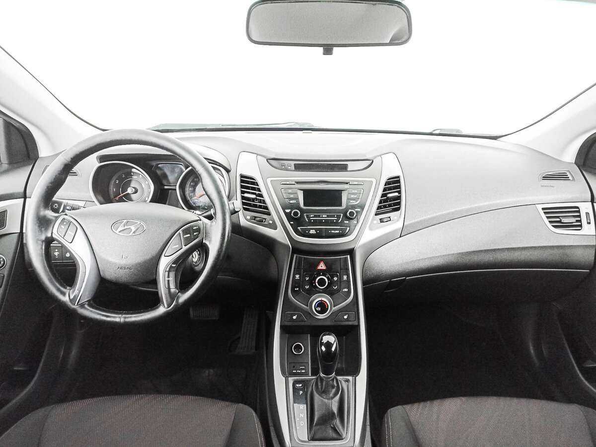 Hyundai Elantra, 2015 - Фото №9