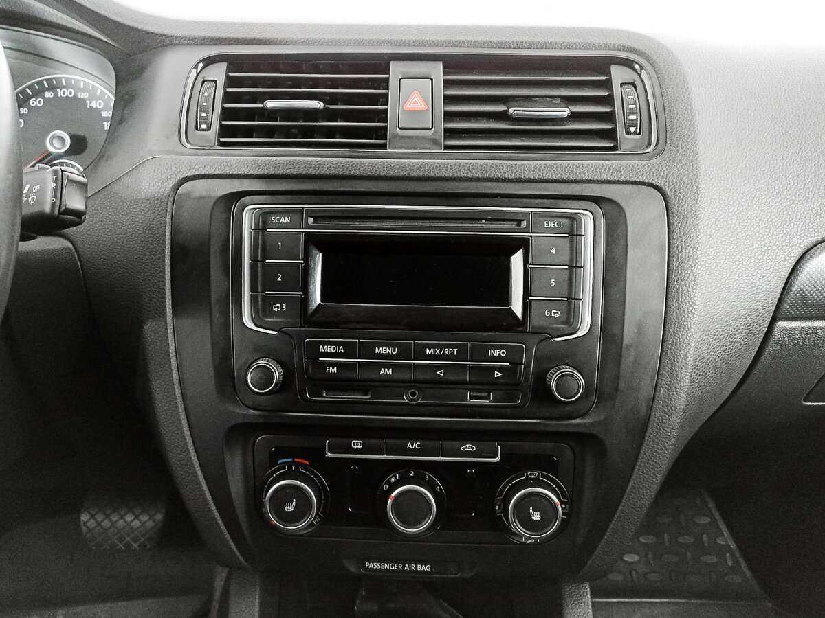 Volkswagen Jetta, 2014 - Фото №12