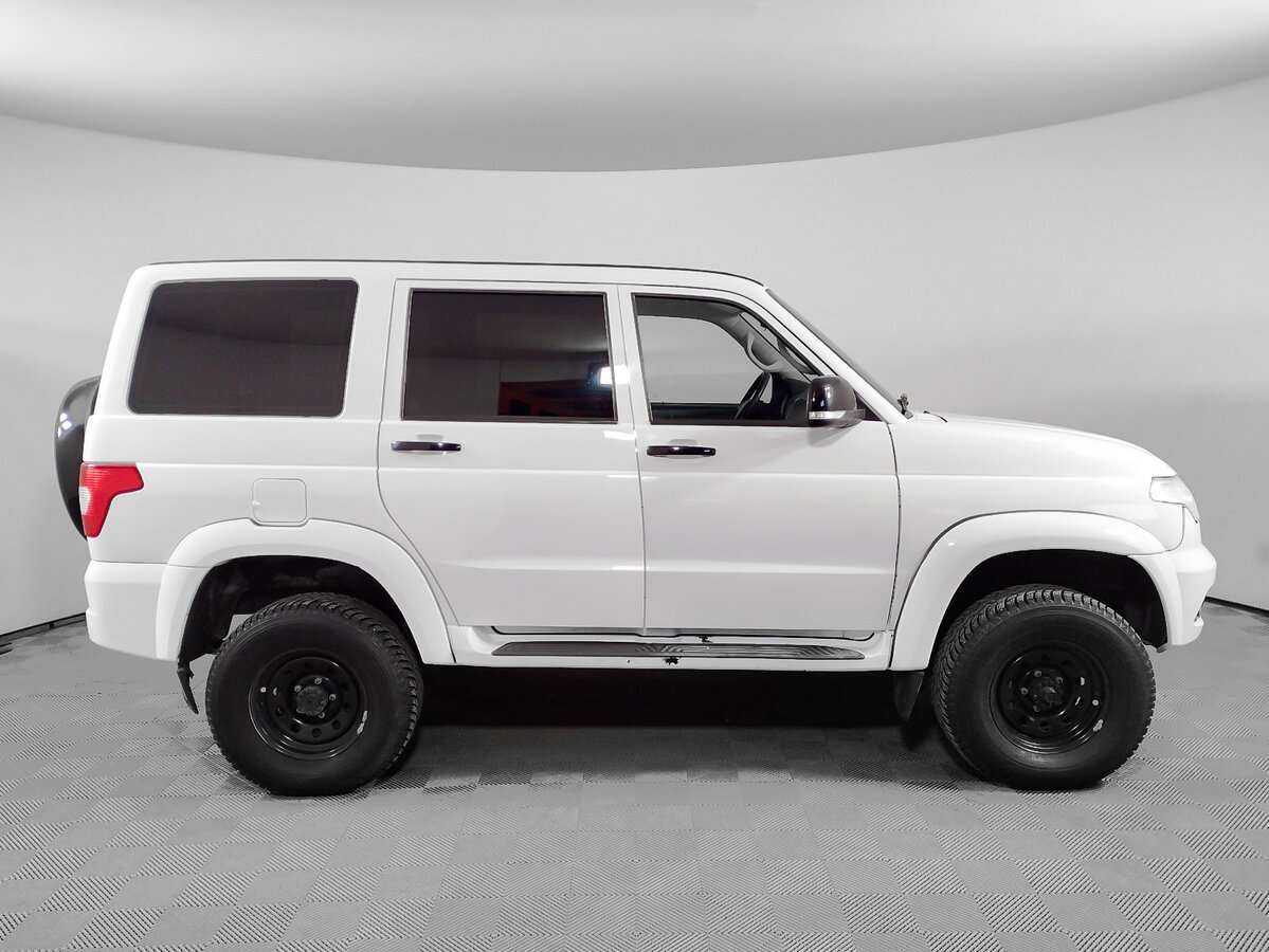 УАЗ Patriot, 2019 - Фото №3