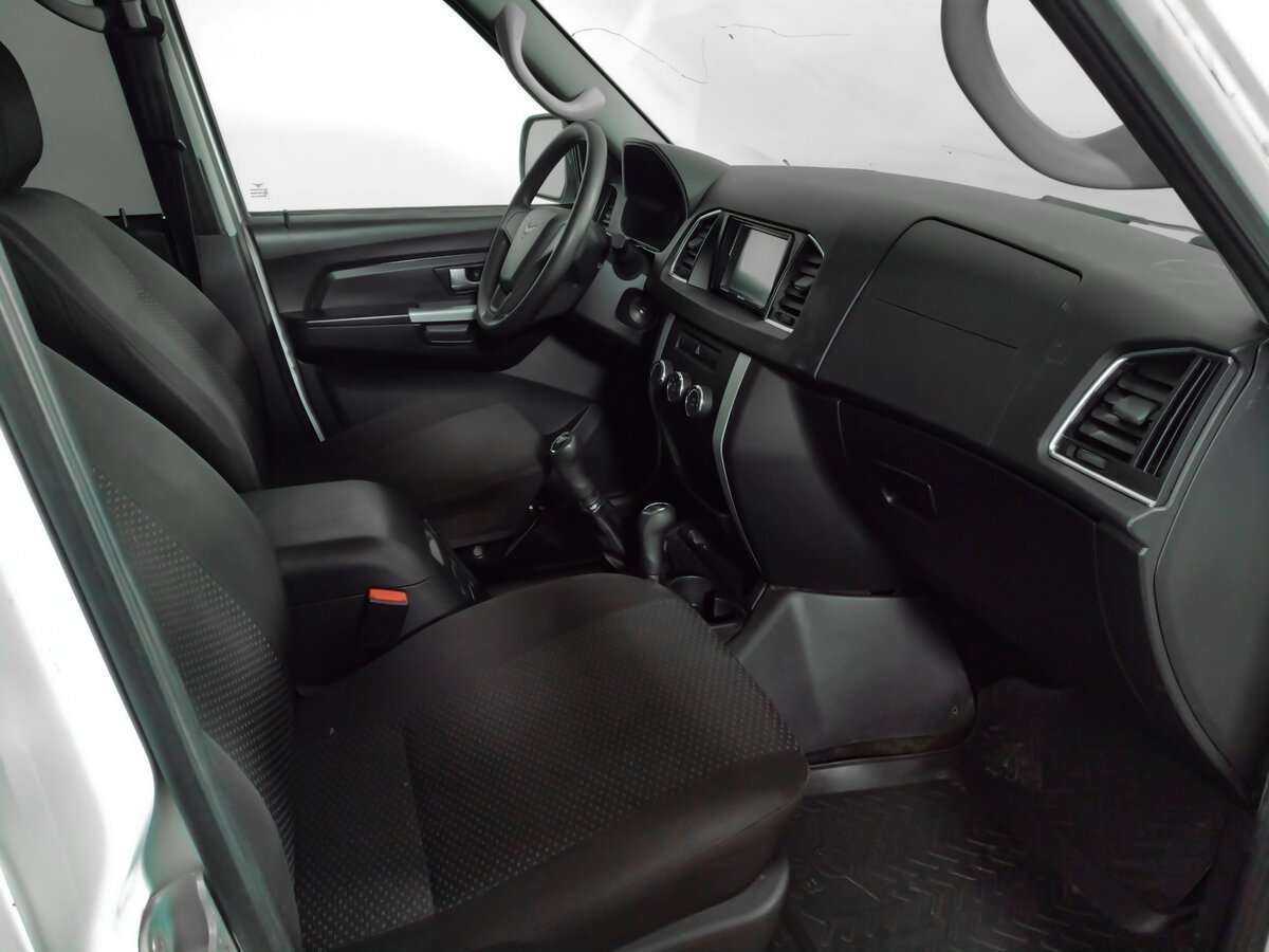 УАЗ Patriot, 2019 - Фото №5