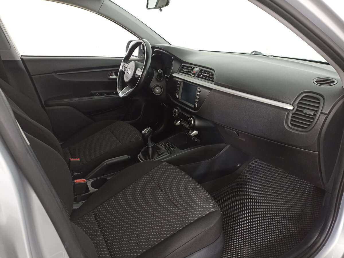 Kia Rio X-Line, 2019 - Фото №8