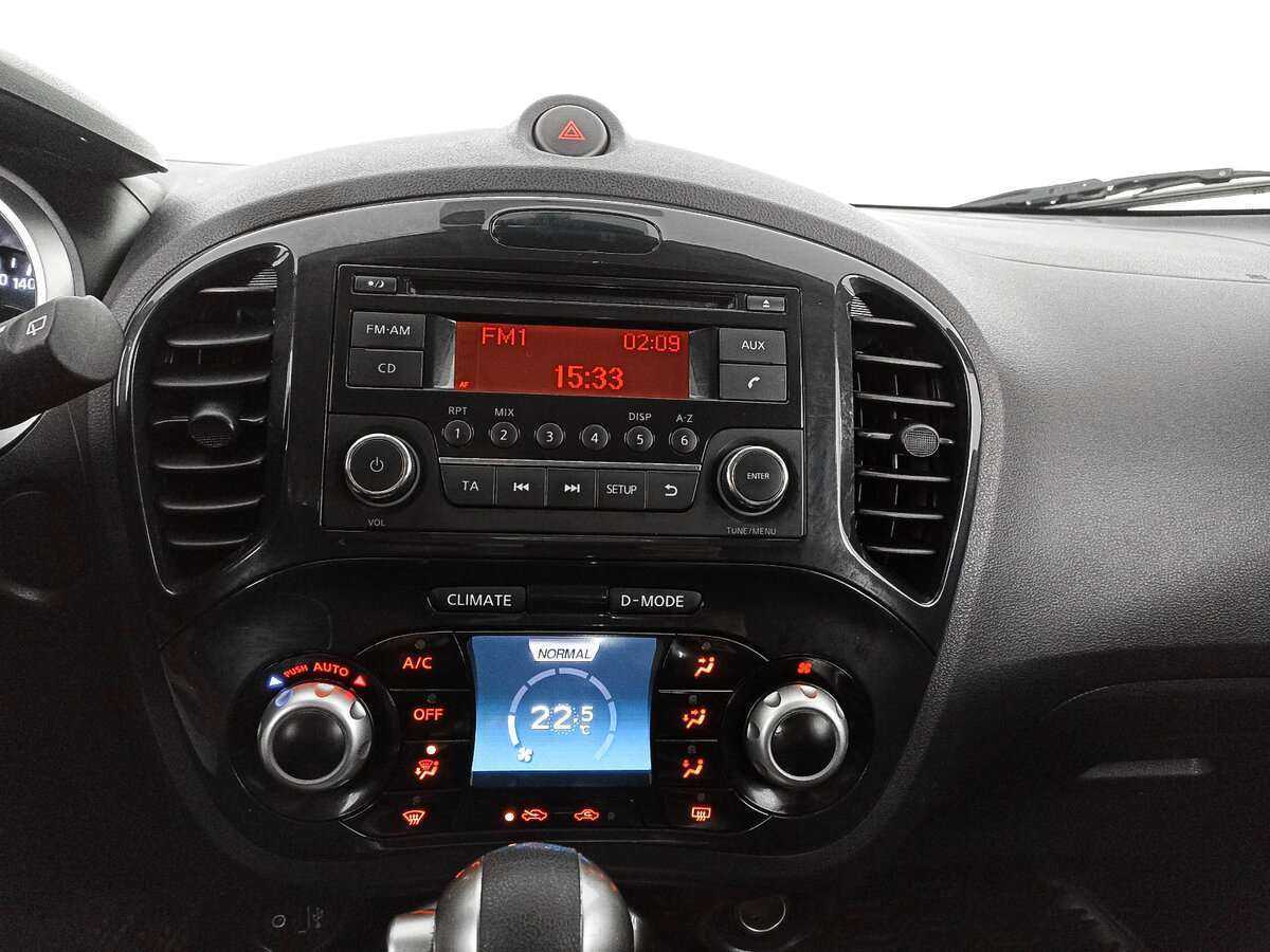 Nissan Juke, 2012 - Фото №10