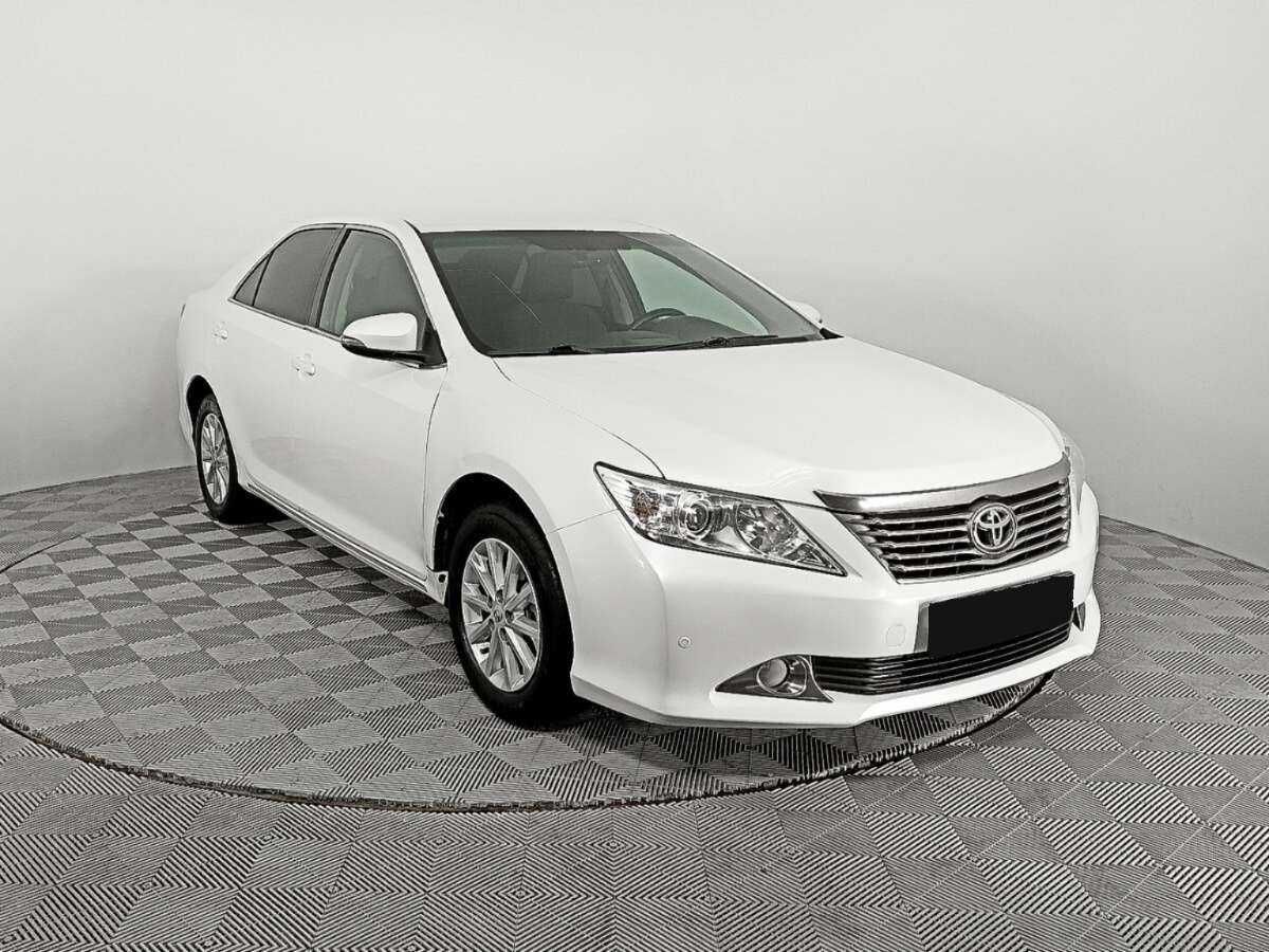 Toyota Camry, 2014 - Фото №2