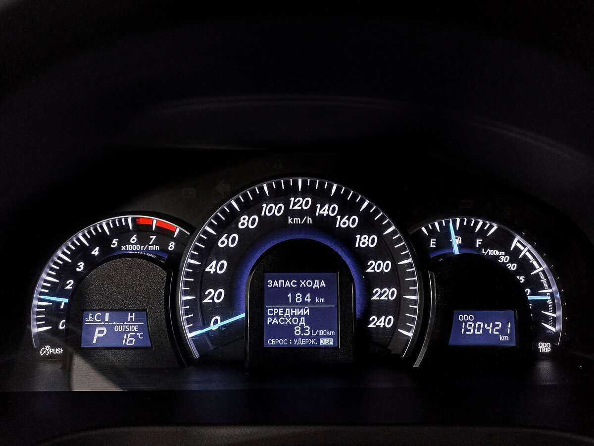 Toyota Camry, 2014 - Фото №10