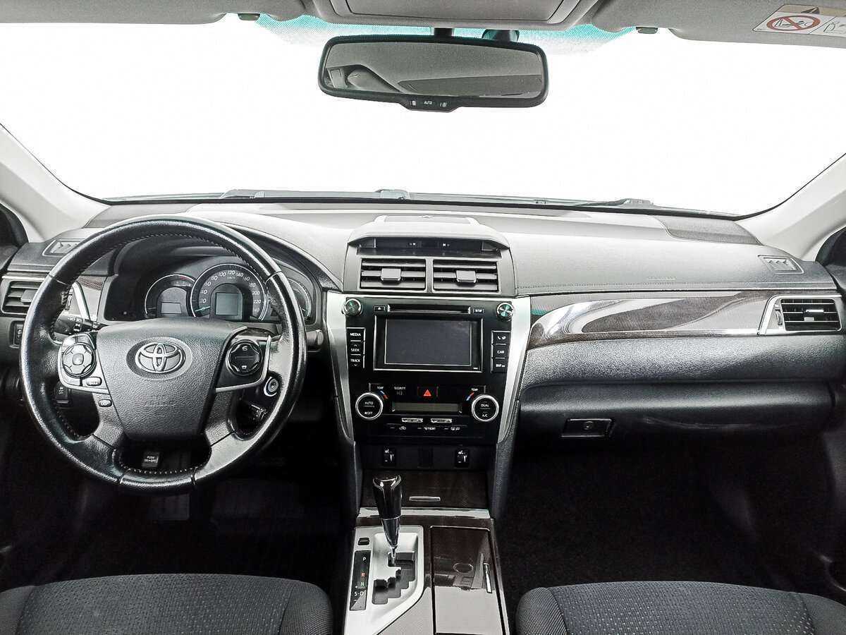 Toyota Camry, 2014 - Фото №11