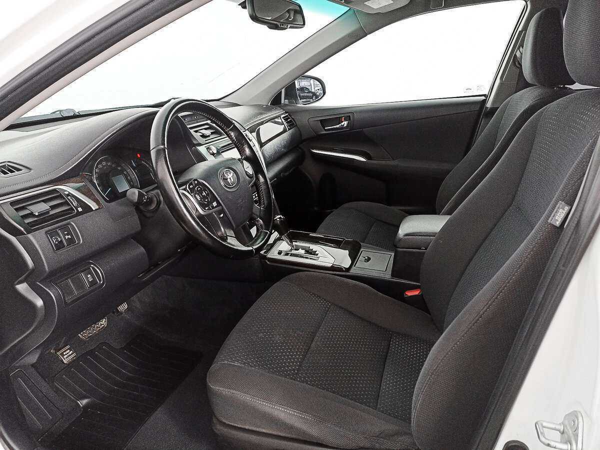 Toyota Camry, 2014 - Фото №13