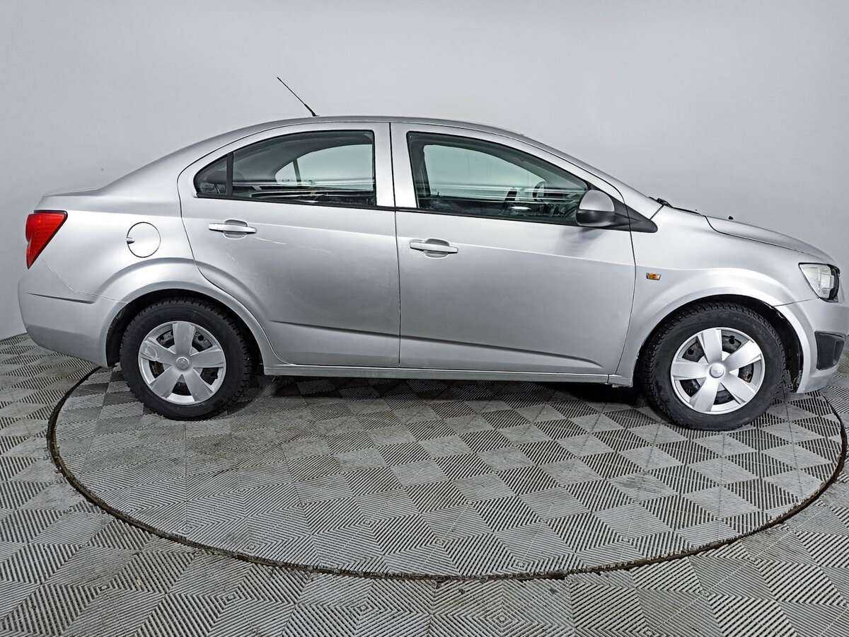 Chevrolet Aveo, 2013 - Фото №3