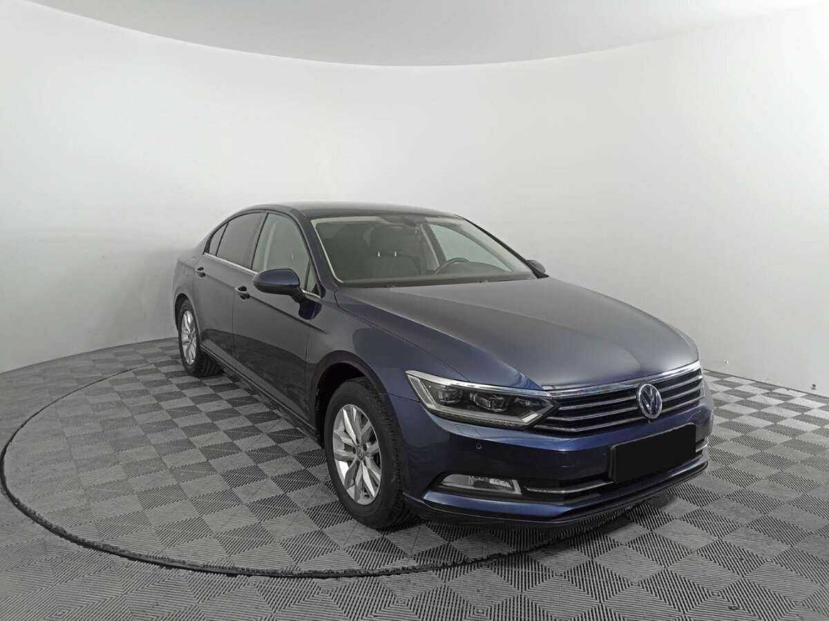 Volkswagen Passat, 2016 - Фото №2