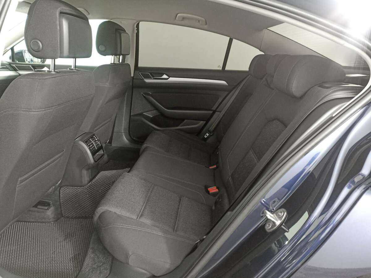 Volkswagen Passat, 2016 - Фото №9