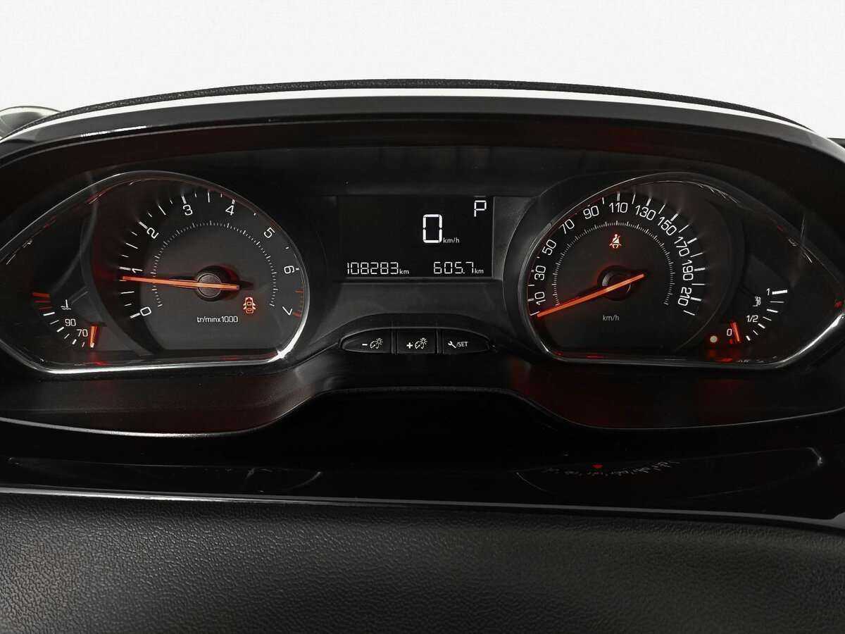 Peugeot 208, 2013 - Фото №10