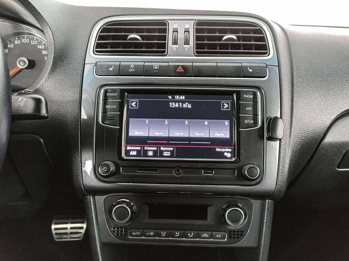 Volkswagen Polo, 2018 - Фото №11