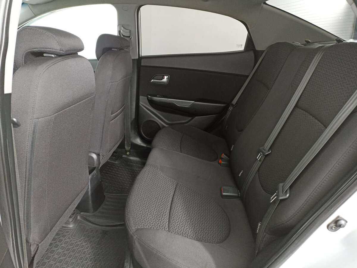 Kia Rio 5-speed, 2014 - Фото №11