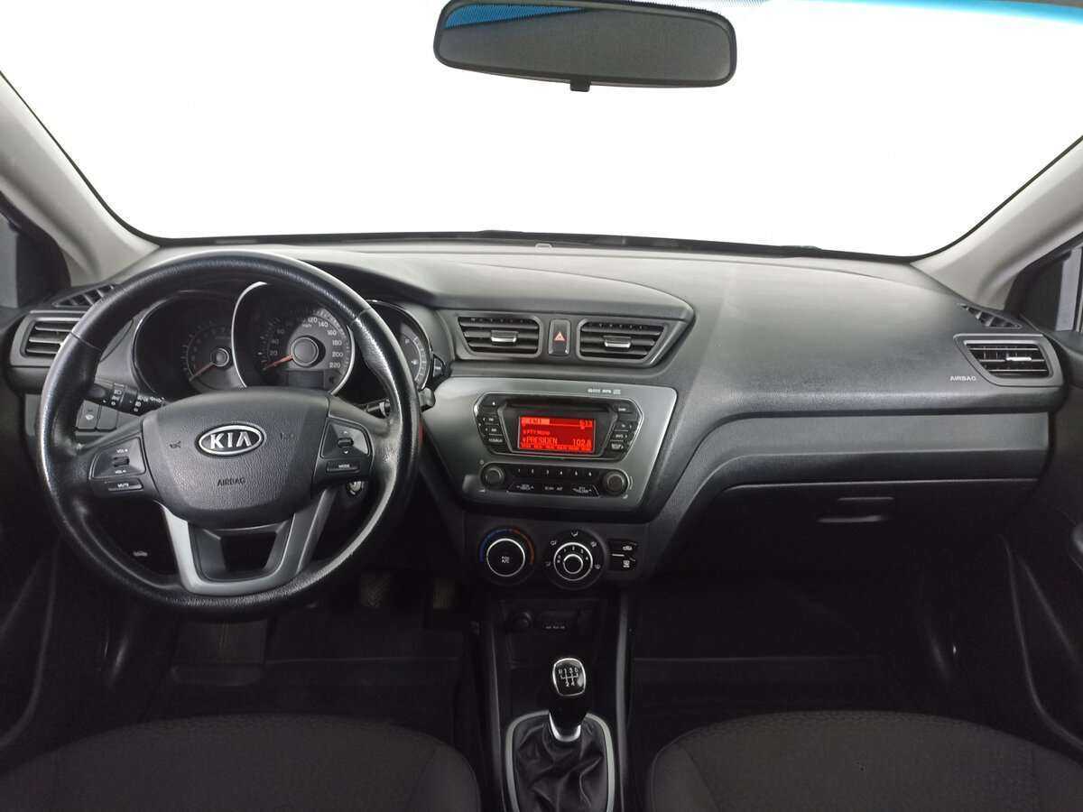 Kia Rio 5-speed, 2014 - Фото №13