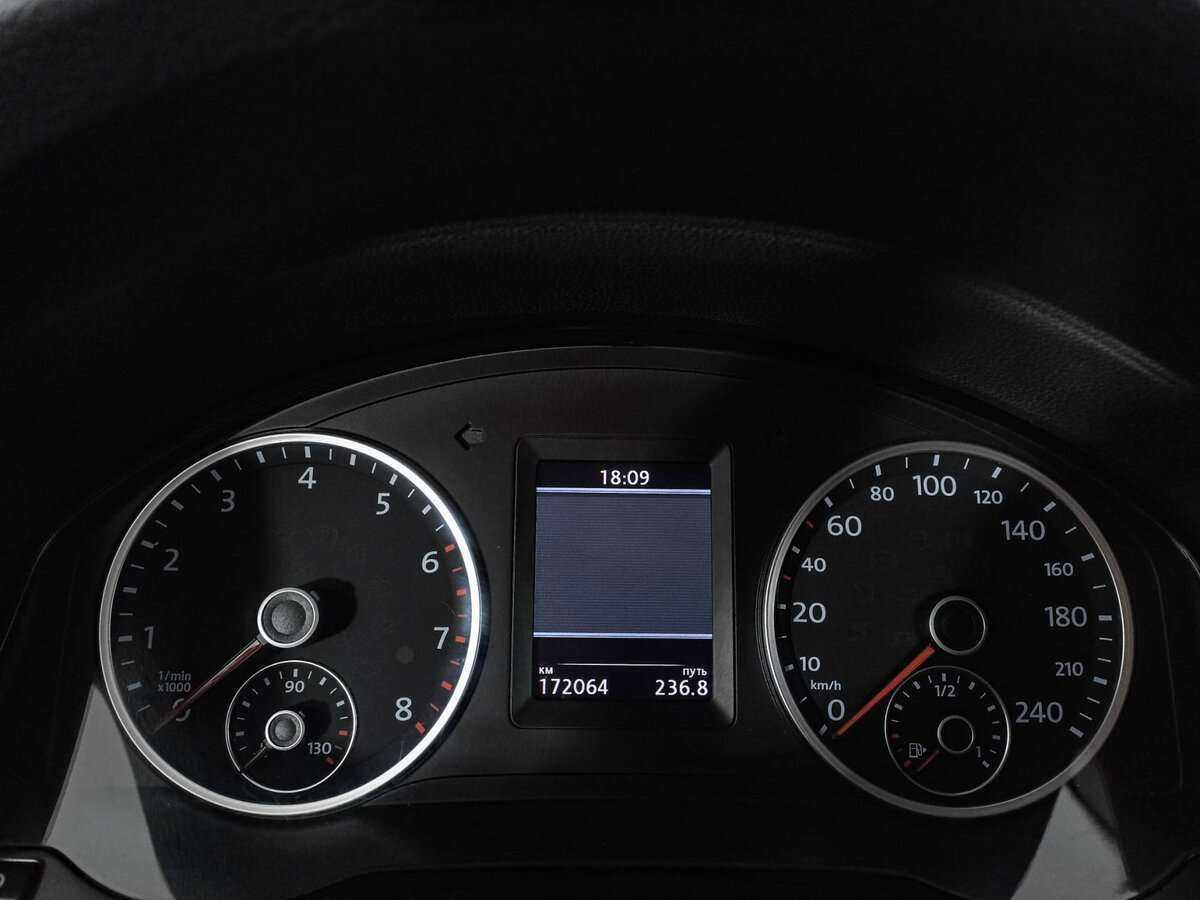 Volkswagen Tiguan, 2013 - Фото №10