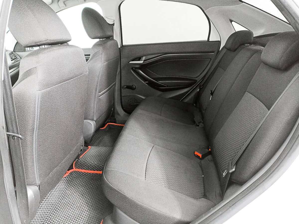 Lada (ВАЗ) Vesta, 2019 - Фото №7