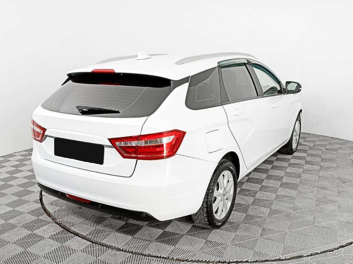 Lada (ВАЗ) Vesta SW, 2020 - Фото №4