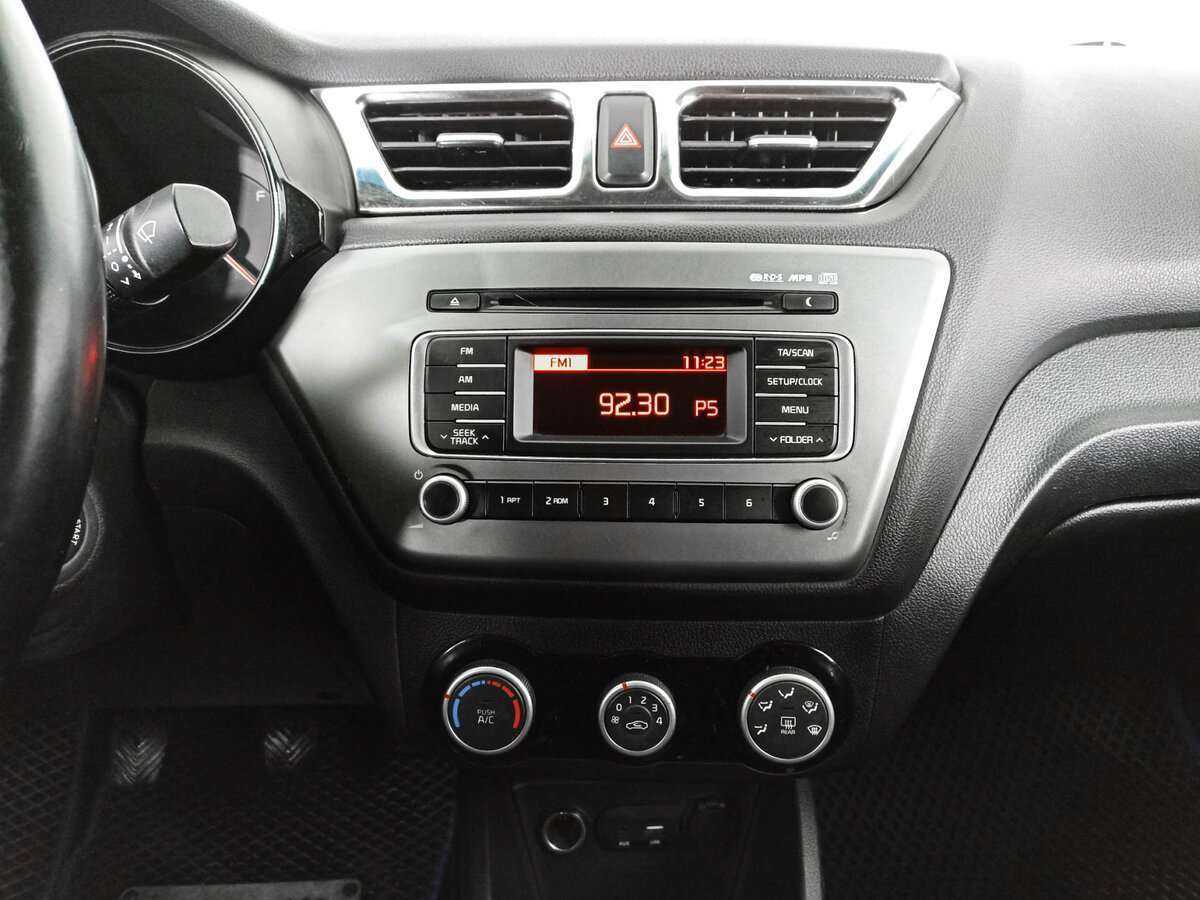 Kia Rio, 2016 - Фото №11