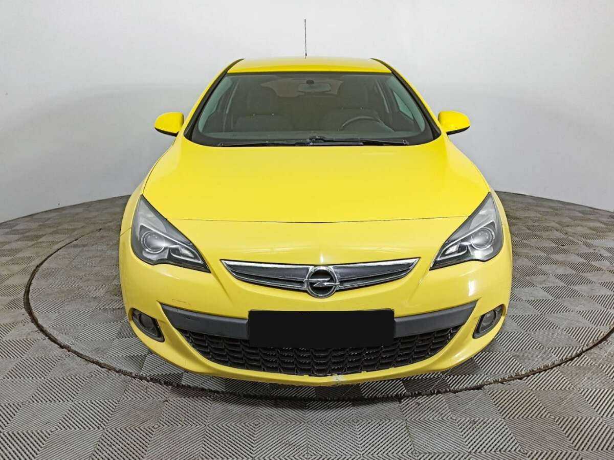 Opel Astra GTC, 2014 - Фото №1