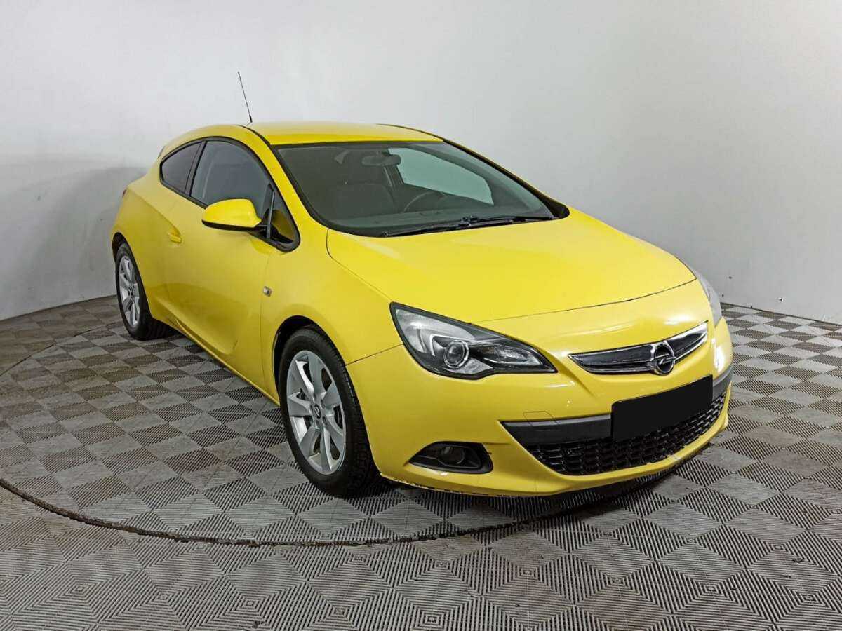 Opel Astra GTC, 2014 - Фото №2