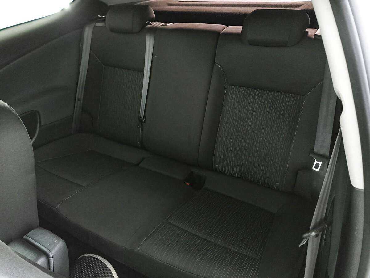 Opel Astra GTC, 2014 - Фото №7