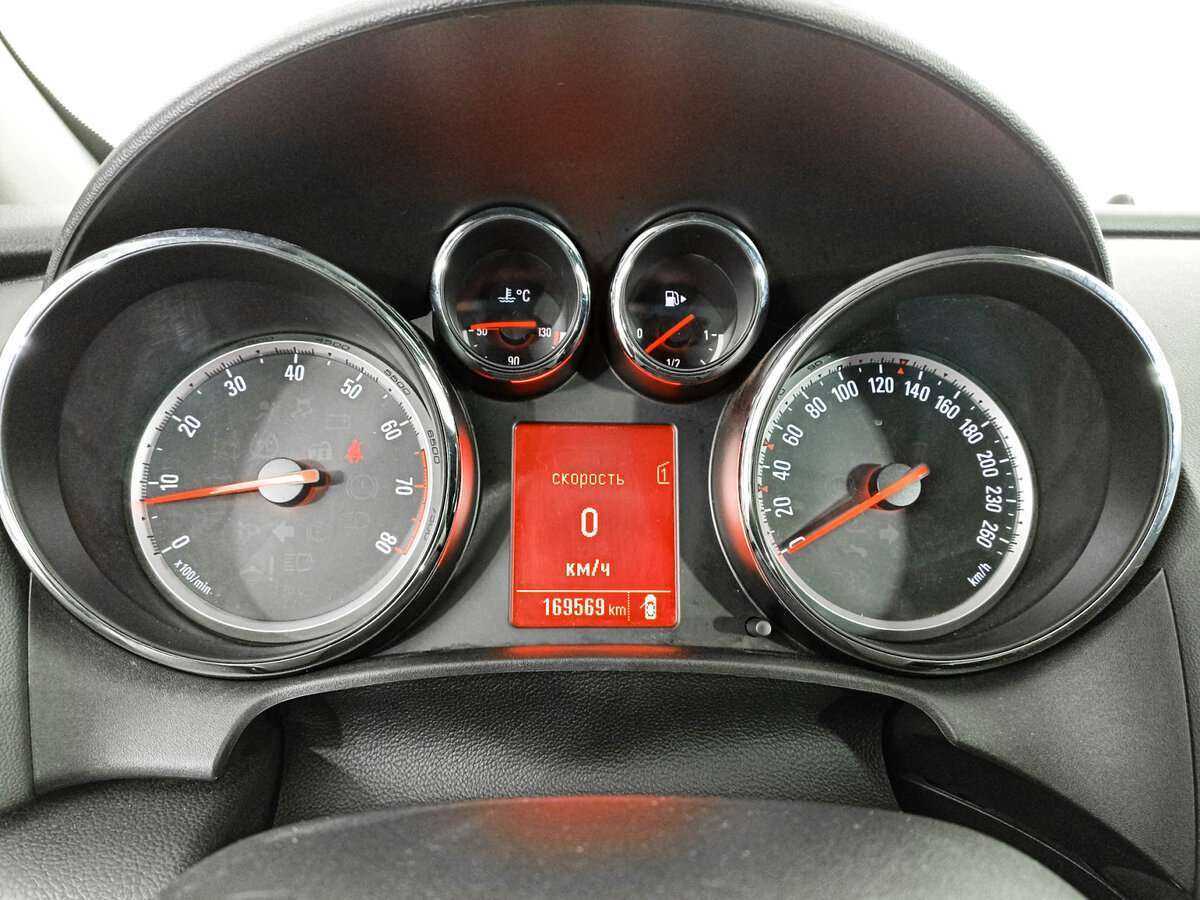 Opel Astra GTC, 2014 - Фото №8