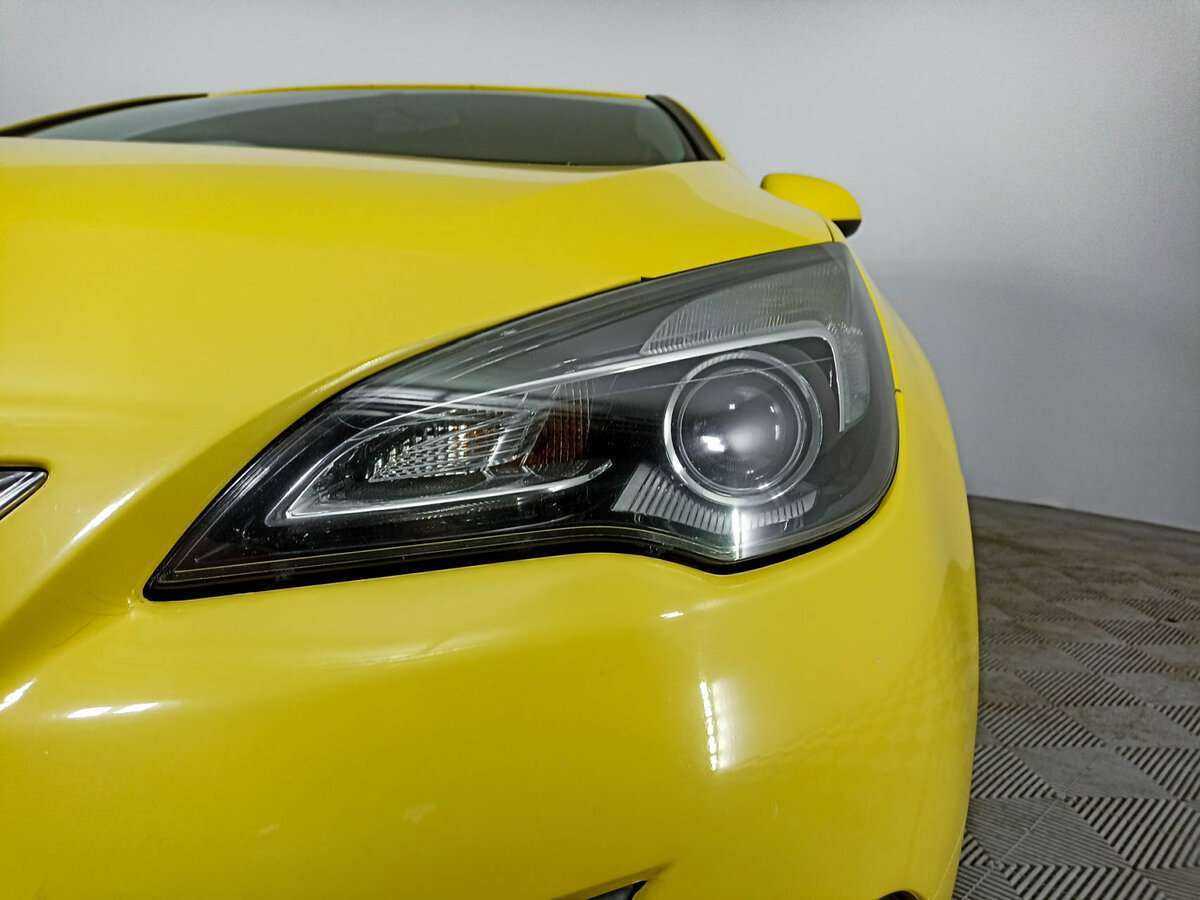 Opel Astra GTC, 2014 - Фото №12