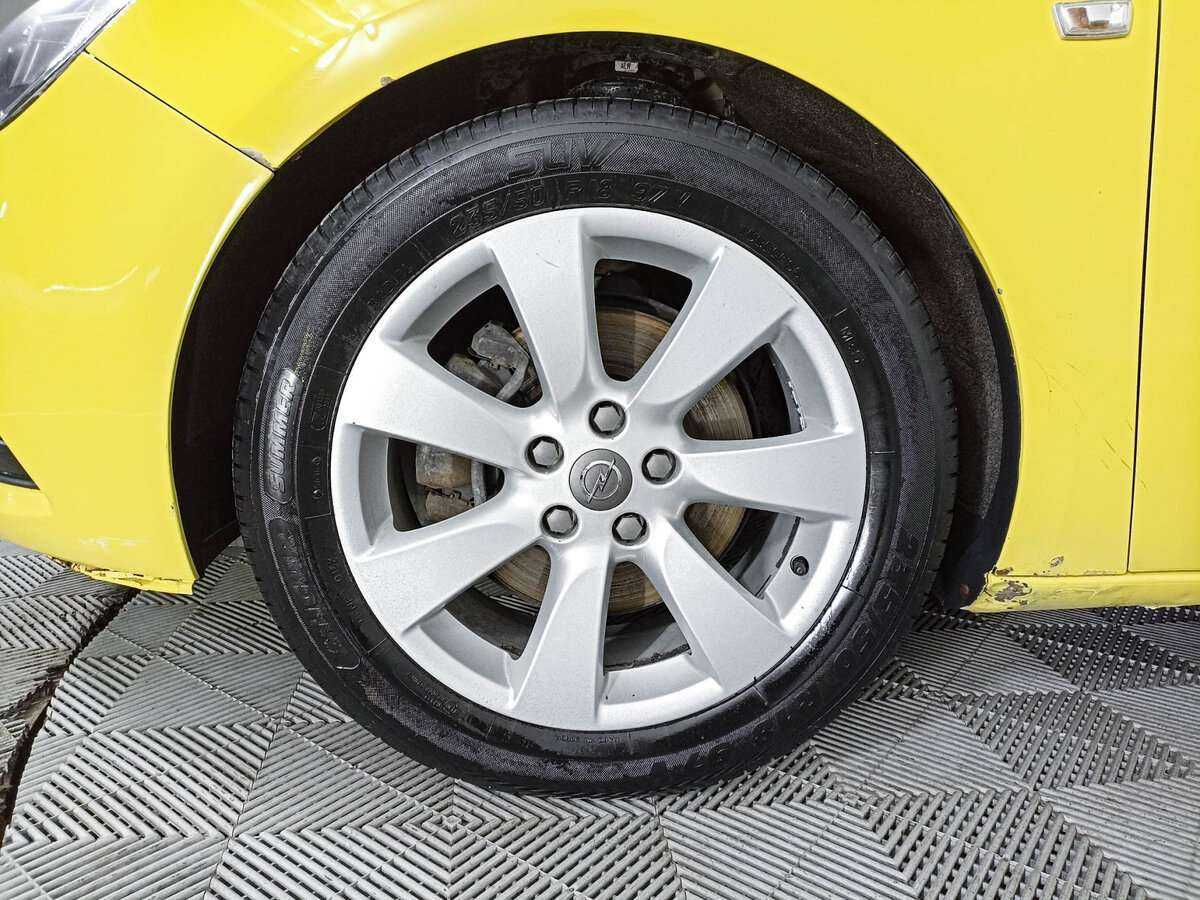 Opel Astra GTC, 2014 - Фото №13