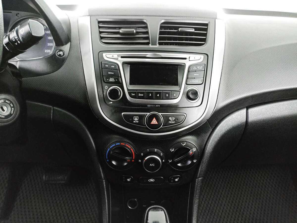 Hyundai Solaris, 2015 - Фото №12