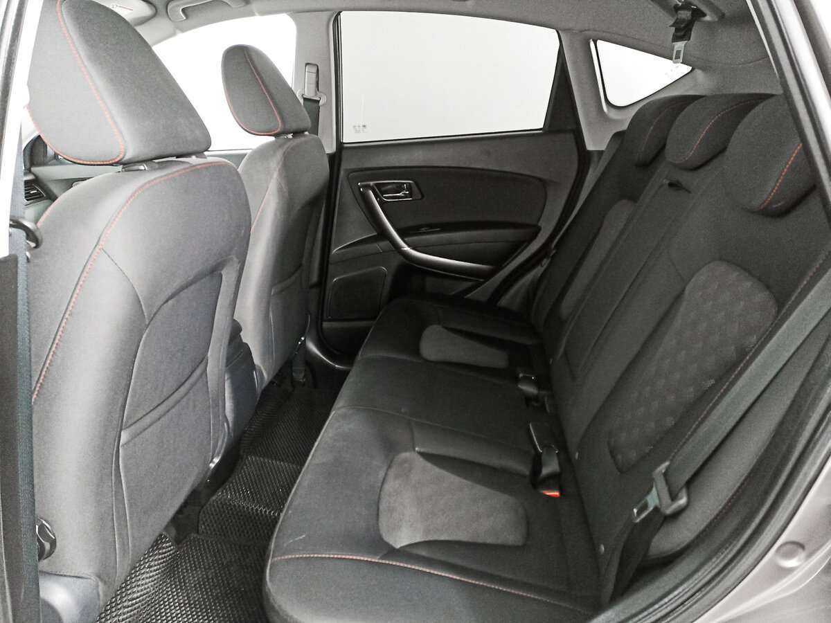 FAW Besturn X80, 2017 - Фото №9