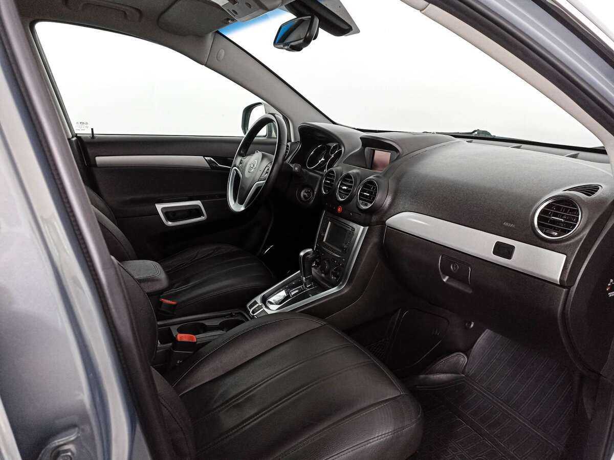 Opel Antara, 2012 - Фото №8