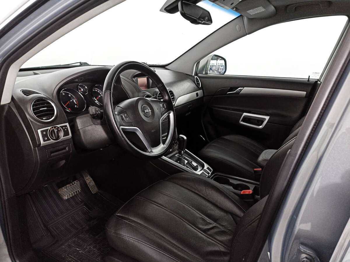 Opel Antara, 2012 - Фото №13