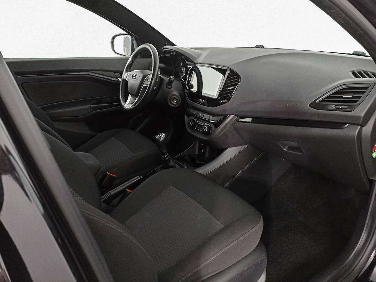 Lada (ВАЗ) Vesta SW, 2020 - Фото №10