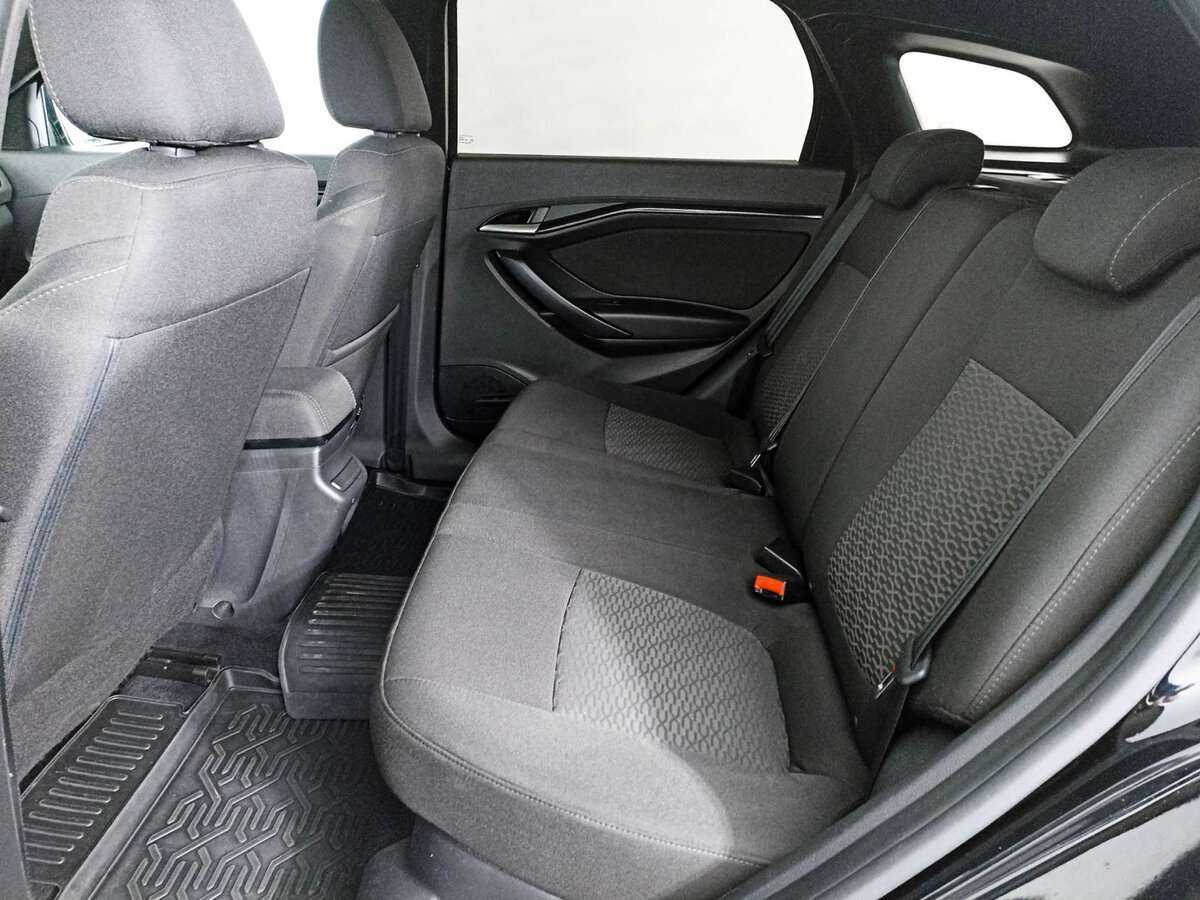 Lada (ВАЗ) Vesta SW, 2020 - Фото №11