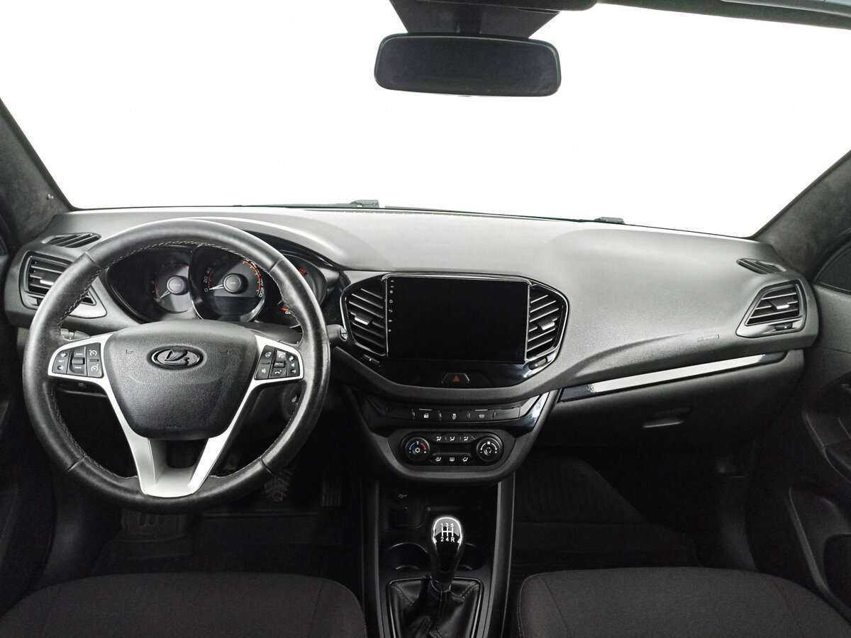 Lada (ВАЗ) Vesta SW, 2020 - Фото №13