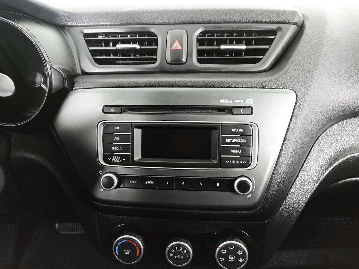 Kia Rio, 2015 - Фото №12